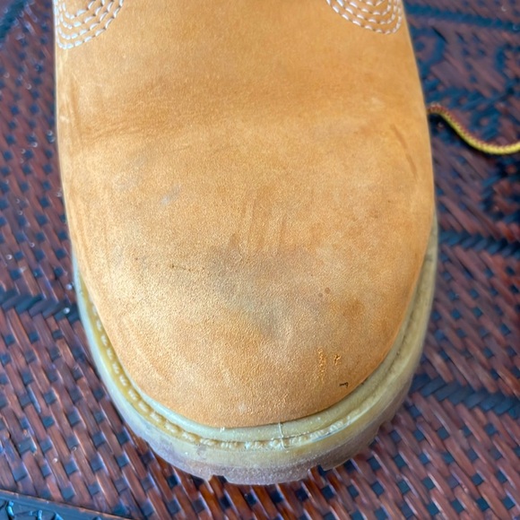 Timberland Classic Boots - Picture 6 of 8